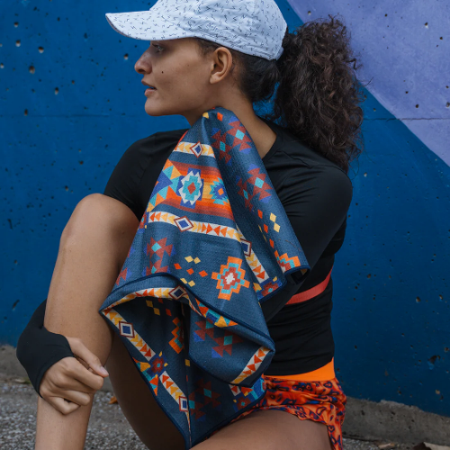 AZTEC MINI TOWEL - Perspective 2