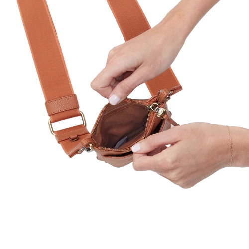 BUTTERSCOTCH CASS CROSSBODY - Perspective 3