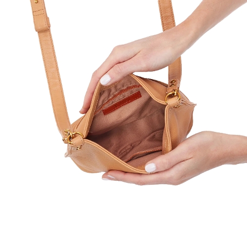 SANDSTORM PIER SMALL CROSSBODY - Perspective 2