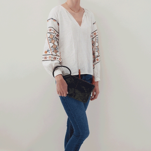 BLACK SABLE - Perspective 3